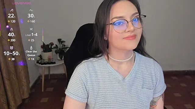 Snapshot of anaveleeez chatting on February 2025 11:26:02 PM anaveleeez online show from February 2025 11:26:02 PM