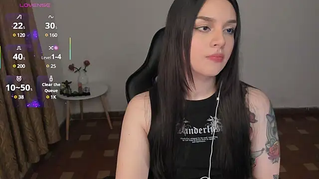 Snapshot of anaveleeez chatting on March 2025 01:36:02 AM anaveleeez online show from March 2025 01:36:02 AM