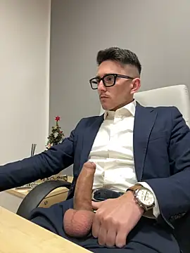 Snapshot of masterboss_ chatting on December 2024 12:40:02 PM masterboss online show from December 2024 12:40:02 PM