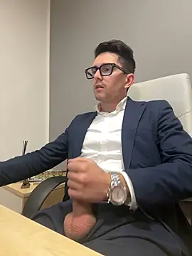 Snapshot of masterboss_ chatting on January 2025 12:36:02 PM masterboss online show from January 2025 12:36:02 PM