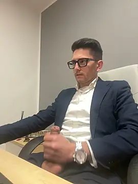 Snapshot of masterboss_ chatting on March 2025 12:41:02 PM masterboss online show from March 2025 12:41:02 PM