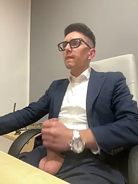 Snapshot of masterboss_ chatting on March 2025 07:59:02 PM masterboss online show from March 2025 07:59:02 PM