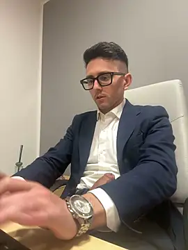 Snapshot of masterboss_ chatting on March 2025 12:46:01 PM masterboss online show from March 2025 12:46:01 PM