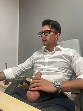 Snapshot of masterboss_ chatting on September 2025 11:25:01 AM masterboss online show from September 2025 11:25:01 AM