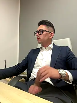 Snapshot of masterboss_ chatting on October 2025 01:04:02 PM masterboss online show from October 2025 01:04:02 PM