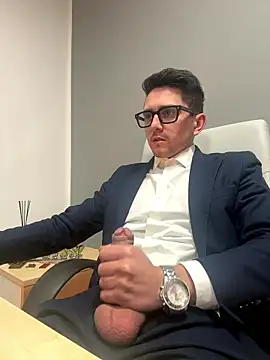 masterboss  online show from January 2026 01:05:01 PM