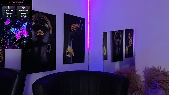  brenna hanson online show from October 2025 07:15:01 PM