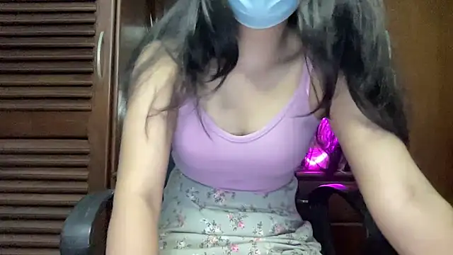 Princess Lily online show from October 2025 01:10:02 PM