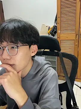 Snapshot of hihi0169 chatting on February 2026 01:37:02 PM hihi0169 online show from February 2026 01:37:02 PM