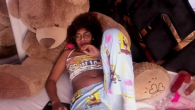 Snapshot of Ebony_beautifull chatting on February 2025 07:56:01 AM Ebony beautifull online show from February 2025 07:56:01 AM