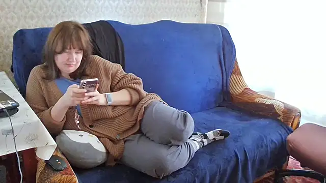 franceska blue online show from April 2026 09:53:01 AM