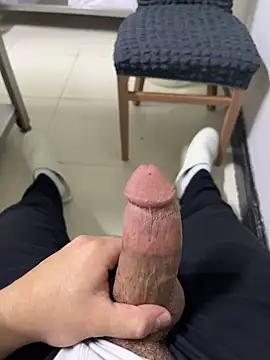 furkanktyAcalea online show from April 2026 05:30:02 PM