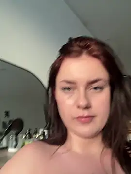 Snapshot of MaribelRiver chatting on April 2026 05:30:01 PM MaribelRiver online show from April 2026 05:30:01 PM