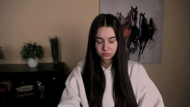 Lili magic online show from December 2025 01:07:01 PM