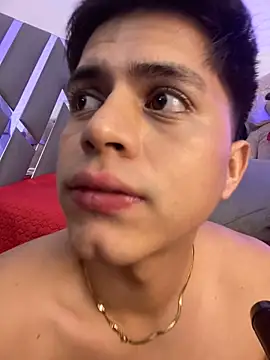 Snapshot of Niicky1_ chatting on December 2024 11:59:01 PM Niicky1  online show from December 2024 11:59:01 PM