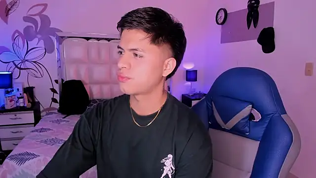 Snapshot of Niicky1_ chatting on January 2025 09:09:02 PM Niicky1  online show from January 2025 09:09:02 PM