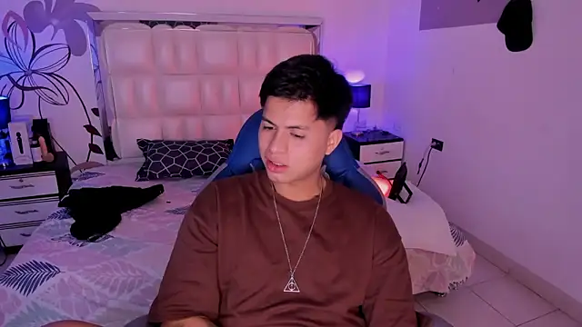 Snapshot of Niicky1_ chatting on January 2025 09:08:01 PM Niicky1  online show from January 2025 09:08:01 PM