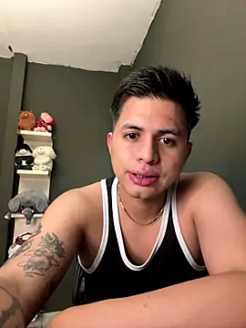 Snapshot of Niicky1_ chatting on October 2025 04:27:01 AM Niicky1  online show from October 2025 04:27:01 AM