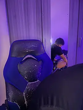 Niicky1  online show from April 2026 01:55:02 PM