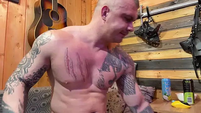 MrrKray online show from March 2026 07:39:01 PM