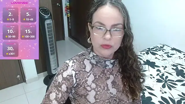 Snapshot of Daniella_Fellers chatting on December 2024 07:49:02 PM Daniella Fellers online show from December 2024 07:49:02 PM