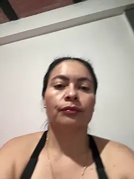 Snapshot of Janna099 chatting on June 2026 01:25:01 PM Janna099 online show from June 2026 01:25:01 PM