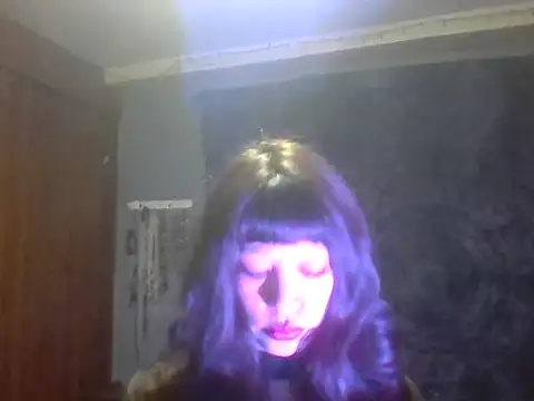 Snapshot of Fo0xybby chatting on May 2026 12:40:02 AM Fo0xybby online show from May 2026 12:40:02 AM