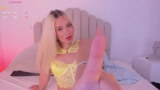 sofia pamela online show from November 2025 03:56:02 PM