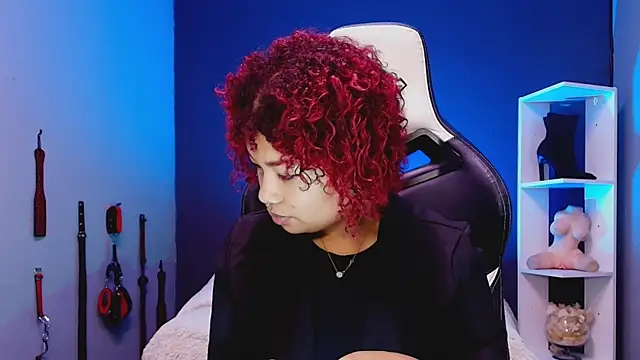 JadaRoberts online show from December 2025 12:33:02 PM