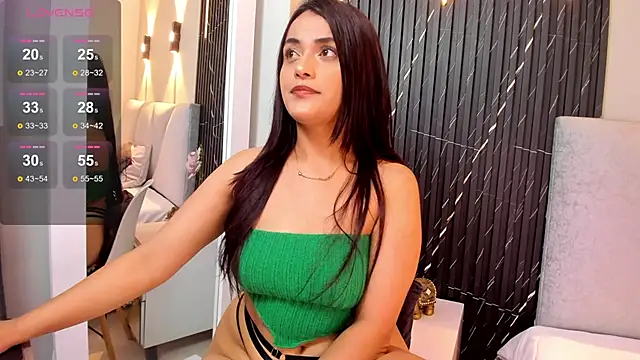 Snapshot of katrina_kaif_x chatting on March 2025 07:05:01 PM katrina kaif x online show from March 2025 07:05:01 PM