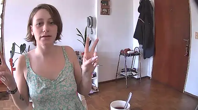 Snapshot of stupid_babybird chatting on December 2024 05:46:01 PM stupid babybird online show from December 2024 05:46:01 PM