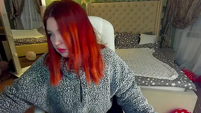 RosieMoons online show from February 2025 07:47:01 PM