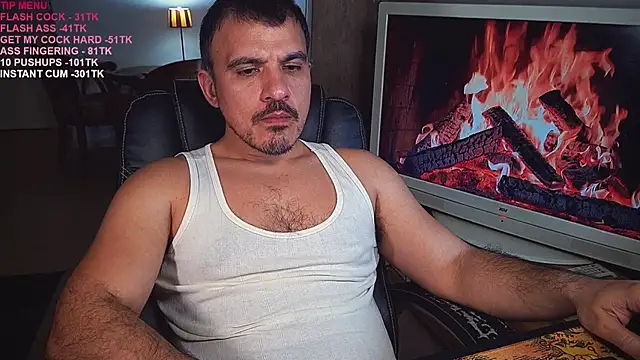 Snapshot of officeman7 chatting on March 2025 08:37:02 PM officeman7 online show from March 2025 08:37:02 PM