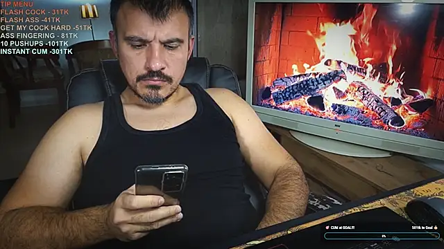 officeman7 online show from December 2025 05:17:01 PM