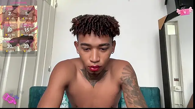 Snapshot of sexy_blacks_ chatting on October 2025 12:49:02 PM sexy blacks online show from October 2025 12:49:02 PM