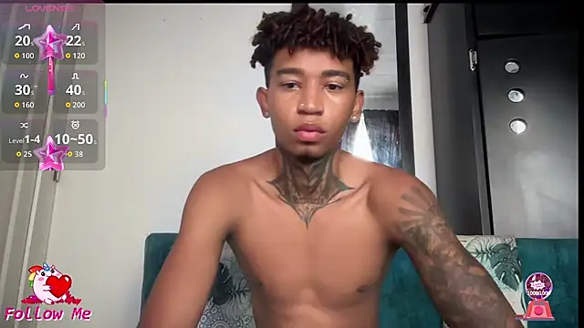 Snapshot of sexy_blacks_ chatting on November 2025 12:06:02 PM sexy blacks online show from November 2025 12:06:02 PM