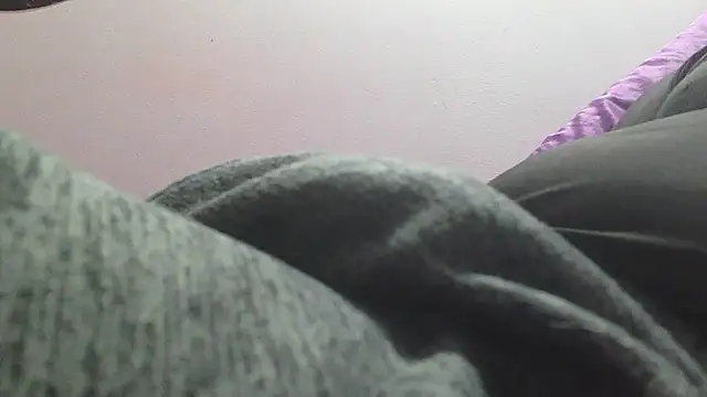 Snapshot of duggiefresh chatting on December 2024 05:59:02 PM duggiefresh online show from December 2024 05:59:02 PM