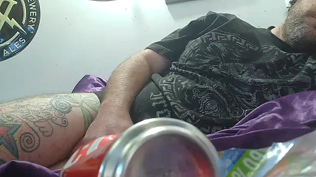 Snapshot of duggiefresh chatting on March 2025 09:31:02 PM duggiefresh online show from March 2025 09:31:02 PM