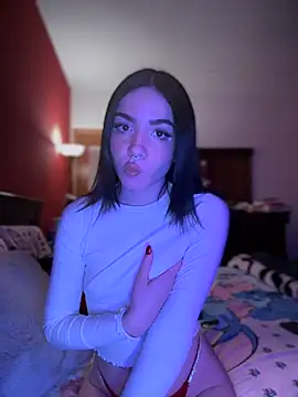 Snapshot of ShannonShanny chatting on January 2025 07:45:01 PM ShannonShanny online show from January 2025 07:45:01 PM