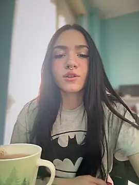 Snapshot of ShannonShanny chatting on January 2025 10:41:01 AM ShannonShanny online show from January 2025 10:41:01 AM