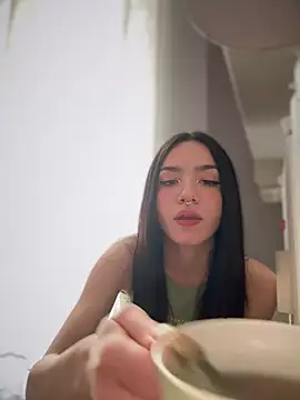 Snapshot of ShannonShanny chatting on March 2025 01:53:01 PM ShannonShanny online show from March 2025 01:53:01 PM