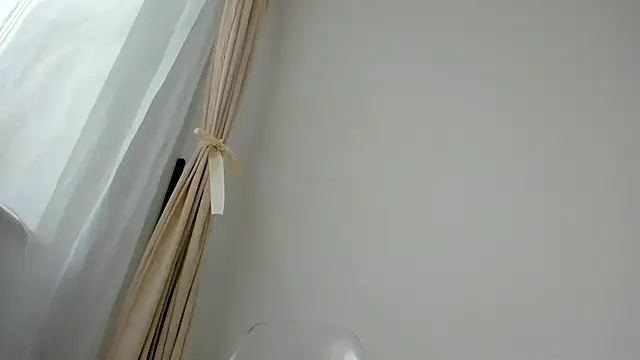 Snapshot of angeloflovee chatting on November 2025 07:16:01 AM angeloflovee online show from November 2025 07:16:01 AM