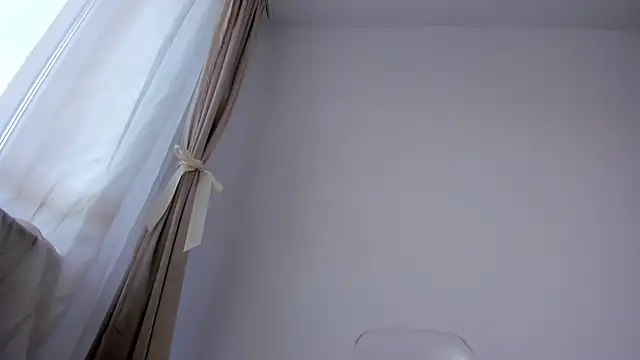 angeloflovee online show from February 2026 07:37:02 AM