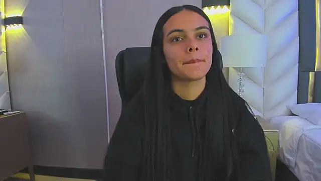 ChloeHarper  online show from January 2026 11:26:01 AM