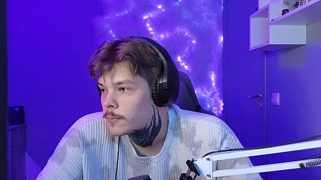 DENIS HERE online show from January 2025 05:35:02 PM