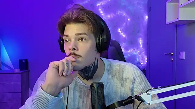 DENIS HERE online show from January 2025 04:27:02 PM