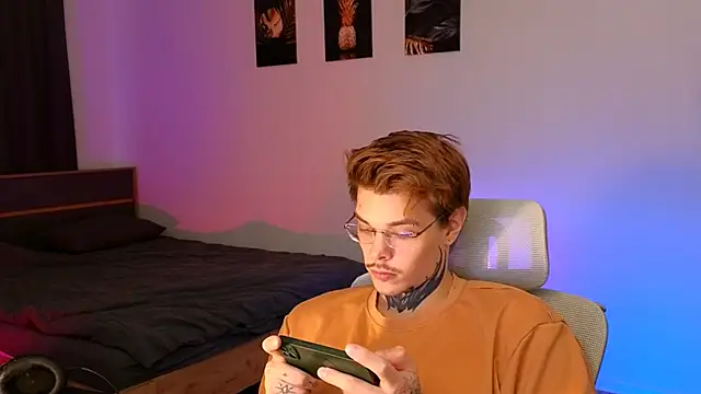 DENIS HERE online show from January 2026 12:21:01 PM