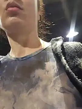 Exhibitionsplit online show from February 2026 10:35:01 PM