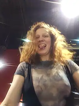 Exhibitionsplit online show from March 2026 10:51:01 PM