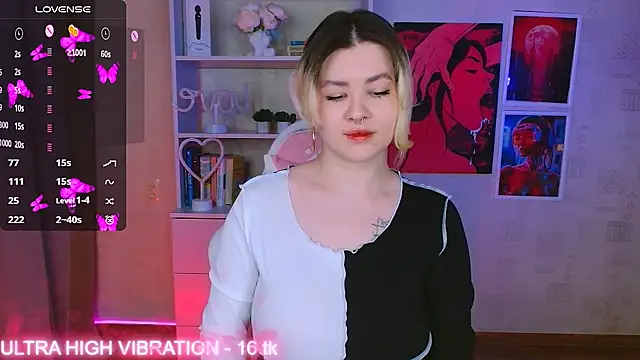 cutie mili online show from February 2025 02:42:02 AM